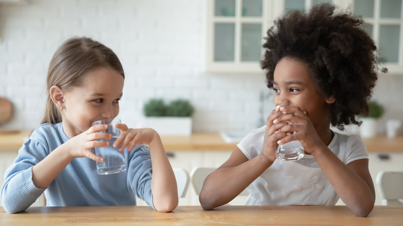 children-girls-drinking-feeding-swallowing-evaluation